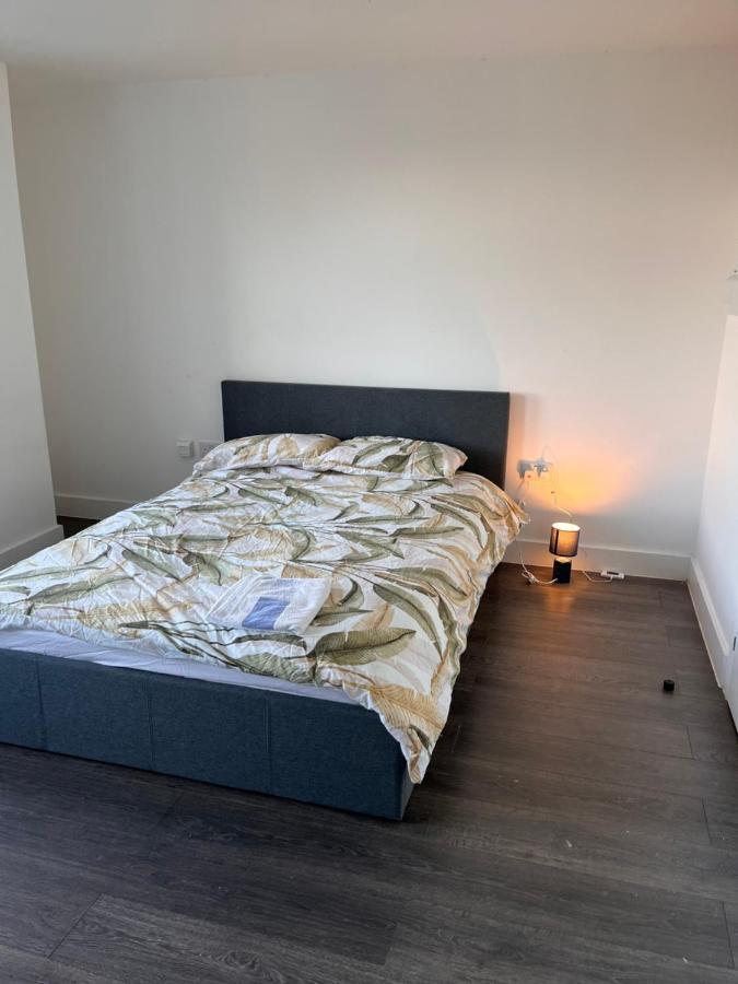 The Serviced Accommodations Harlow Luaran gambar
